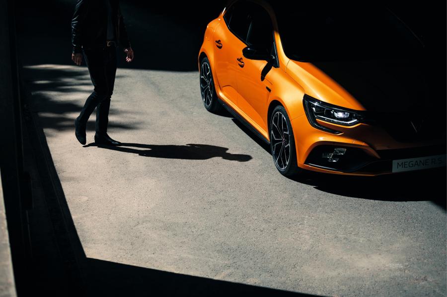  Renault Megane R.S. 2017 года  (WW) (фото 27 из 68)